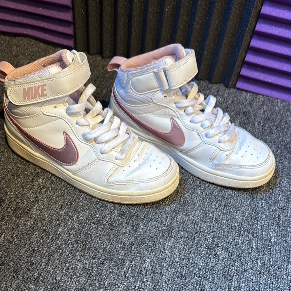 Nike Court Borough mid 2G’s